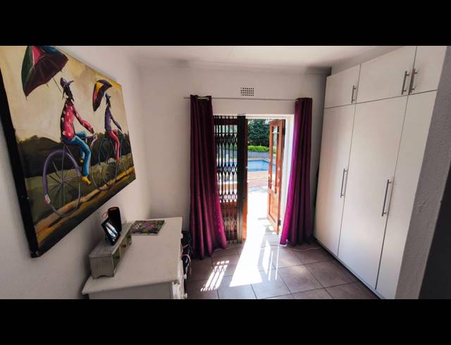 3 BEDROOM HOUSE FOR SALE IN BRACKENHURST